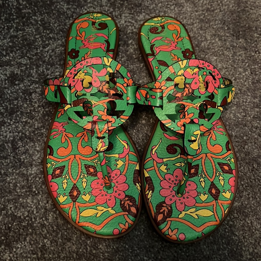 Tory Burch sandals in great condition - Picture 5 of 5